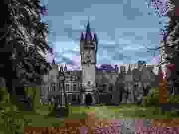 5a96911dc03c0e1568308881