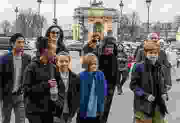 İşte buna şaşıracaksınız: Angelina çocuklarını...