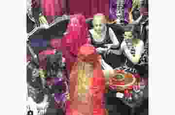 Simge Fıstıkoğlu kına gecesi yaptı - Magazin haberleri