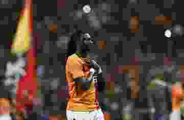 Gomis'ten yönetimi şok eden istek !