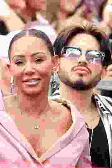 Tanıyana aşk olsun İşte 30 bin liralık yeni yüzü